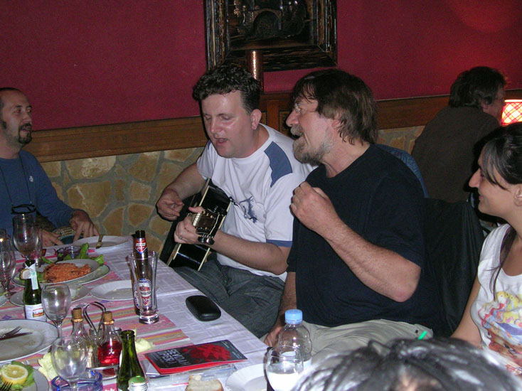 17_Theo & Nigel sing sevdah